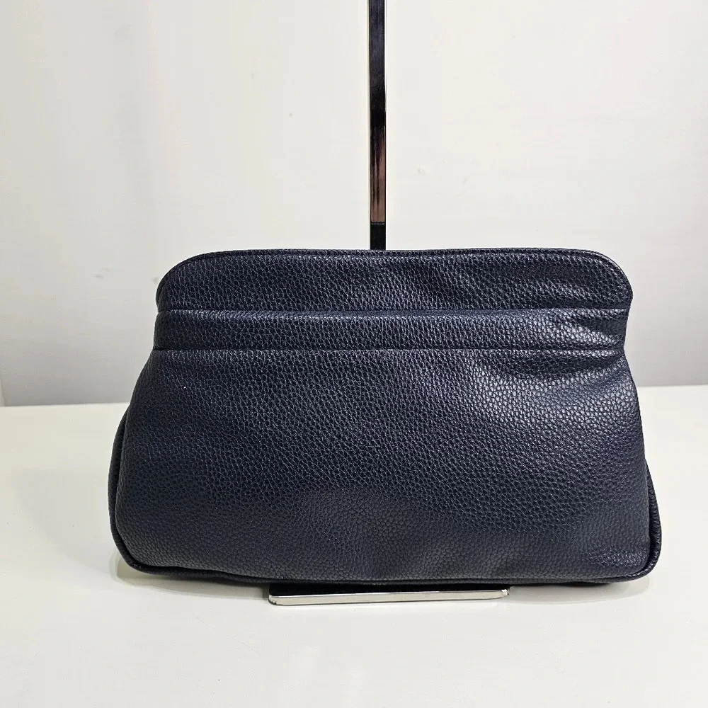 Caboodles active by
